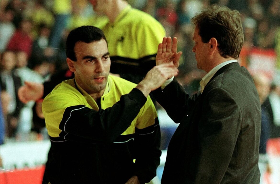 Πίσσα και πούπουλα στη Γάνδη