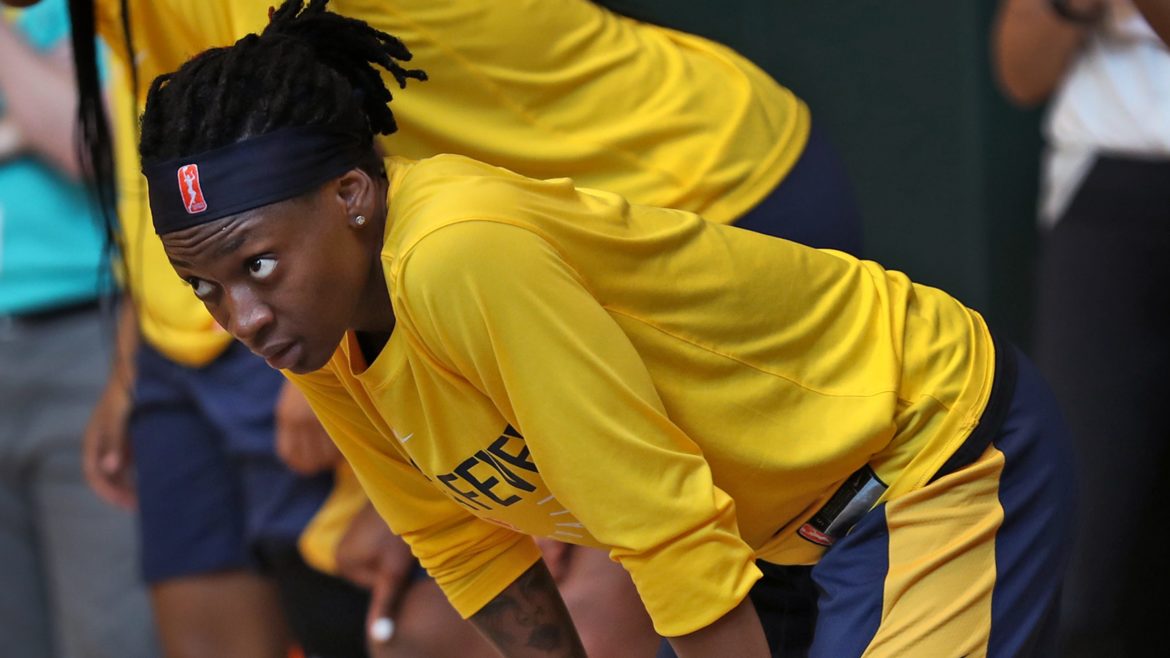 Το βάρος και η έμπνευση στους ώμους της Έρικα Ουίλερ