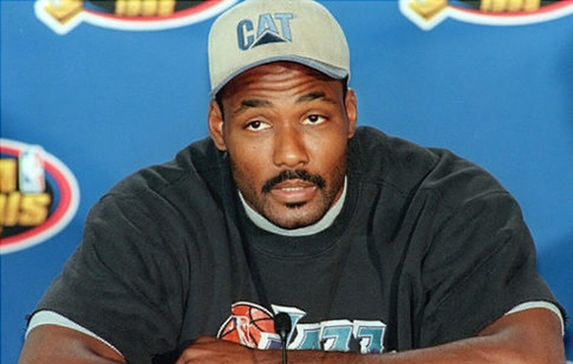 Ο Καρλ Μαλόουν λάτρευε να μιλά, γιατί μισούσε να σκέφτεται…