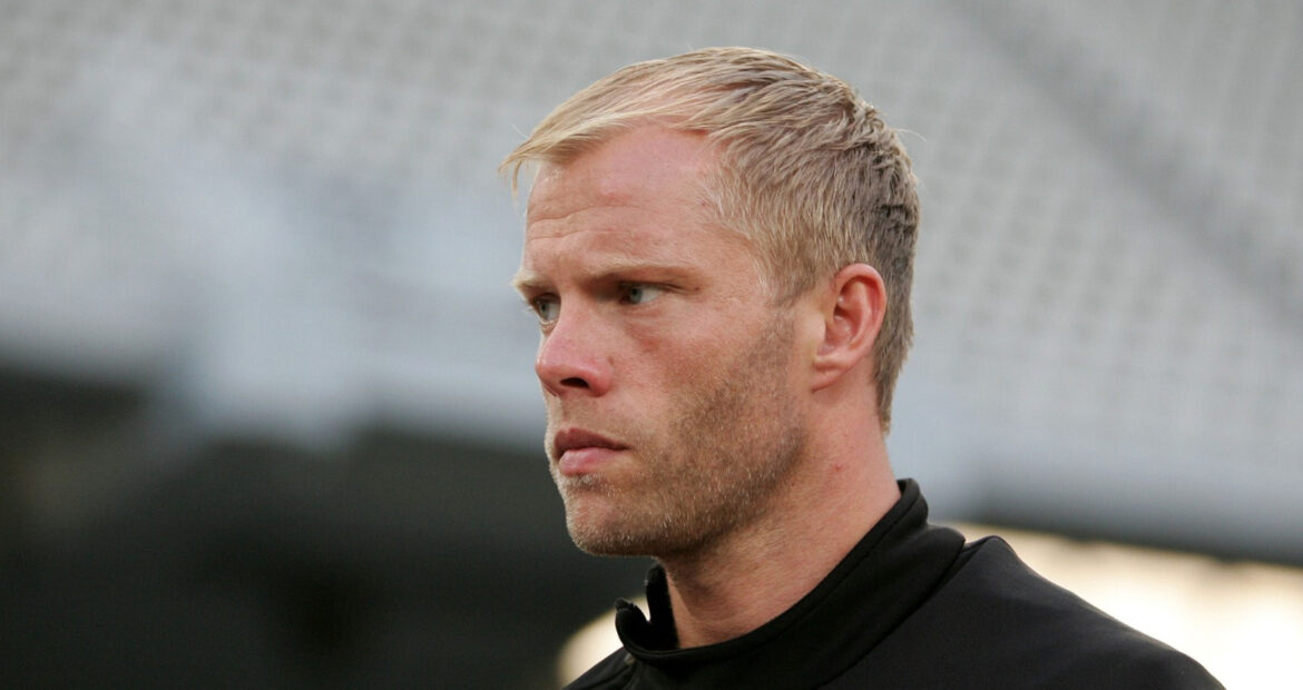 Εϊντούρ Γκούντγιονσεν: Call me by my name