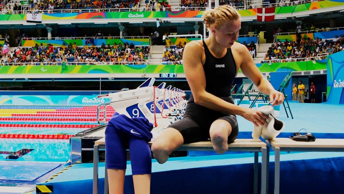 Η Τζέσικα Λονγκ λάτρεψε τη μοναδικότητά της και στις τρεις ζωές της