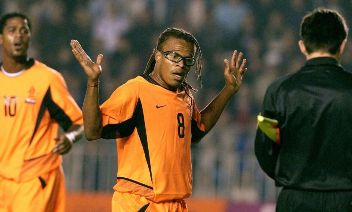 Έντγκαρ Ντάβιντς: Προσοχή, (δεν χρειάζεται να) δαγκώνει