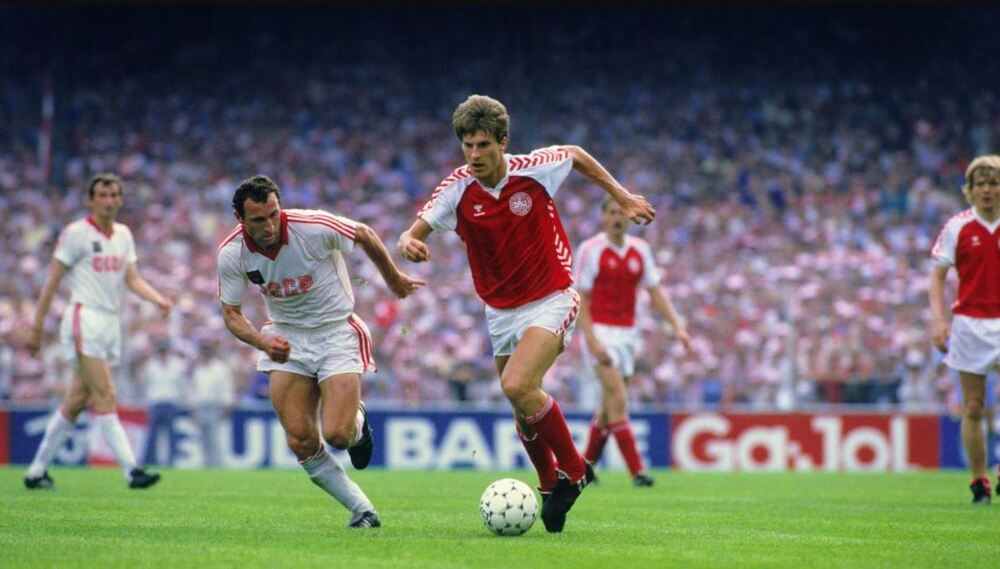 13 июня 1985 года. Микаэль Лаудруп сборная Дании. Michael Laudrup 1986.
