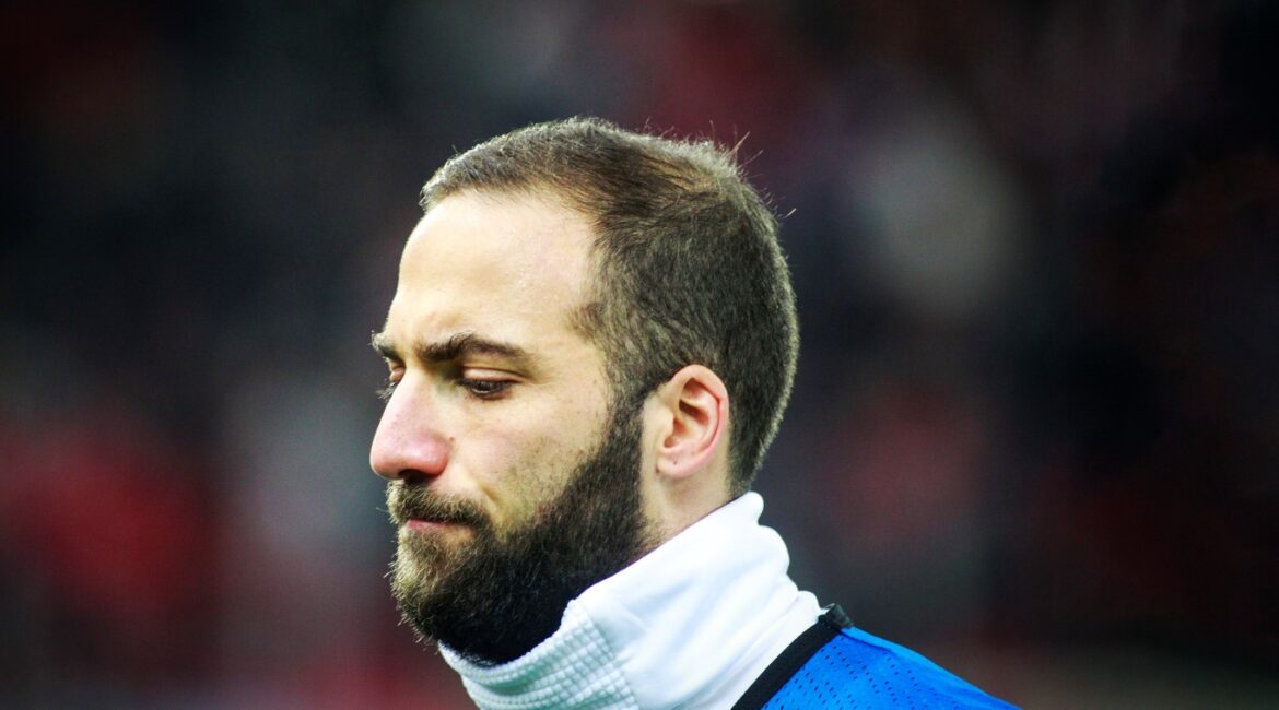 Γκονσάλο Ιγκουαΐν: Unforgiven