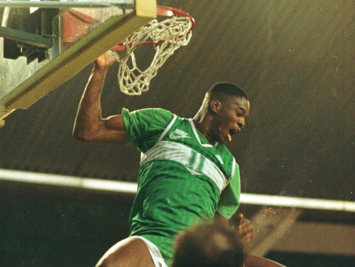 Αντόνιο Ντέιβις: Ο δίσκος του πεπρωμένου του