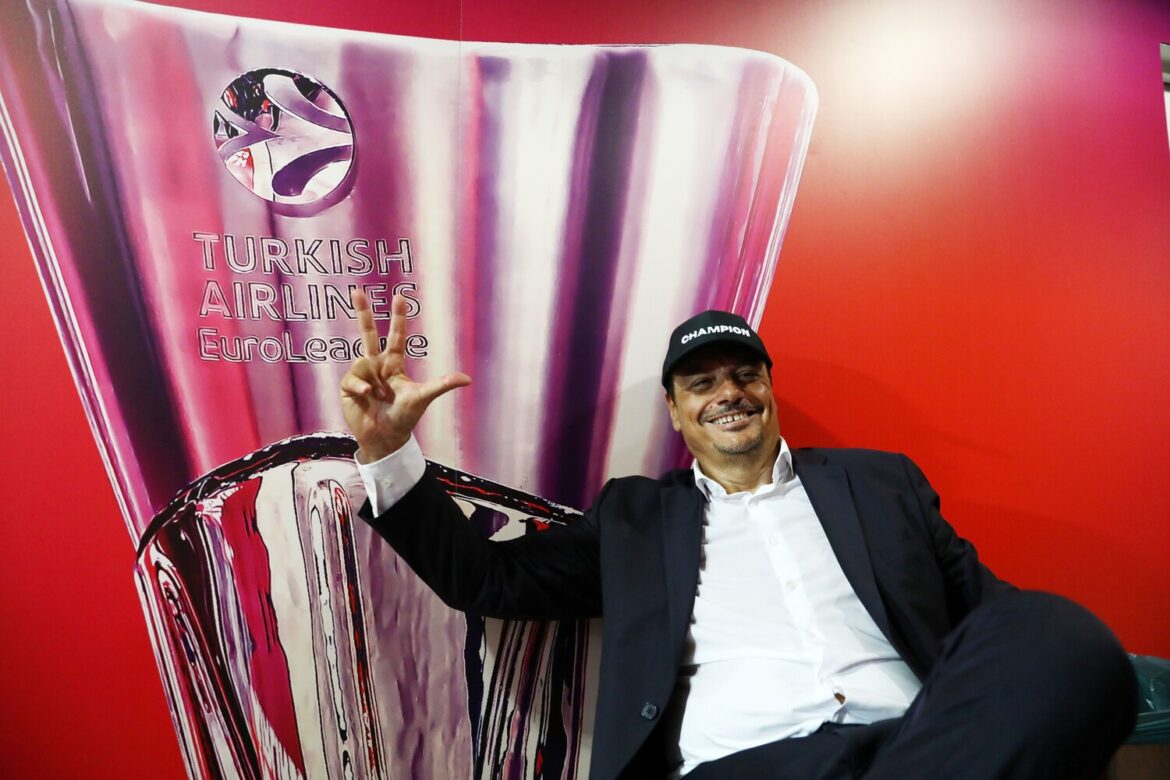 Ο Εργκίν Αταμάν έχει διπλώματα, δεν χρειάζεται τη διπλωματία