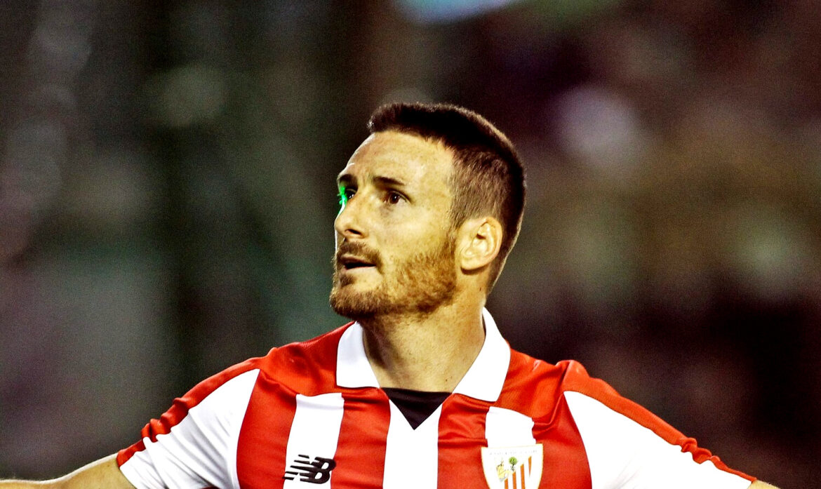 Αρίτς Αντούριθ: Ο γύρος του κόσμου