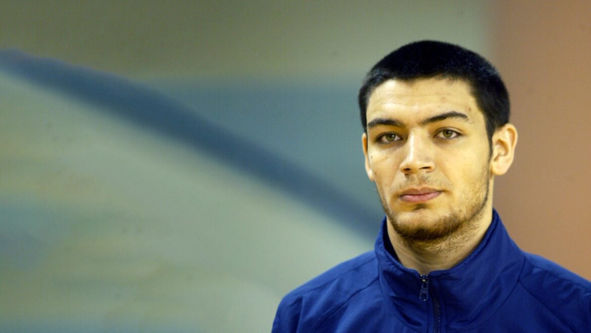 Κάρλος Ντελφίνο: Καλοτάξιδο σκαρί